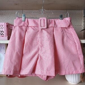 Gingham Pleated Shorts Pink/ White | M | $9